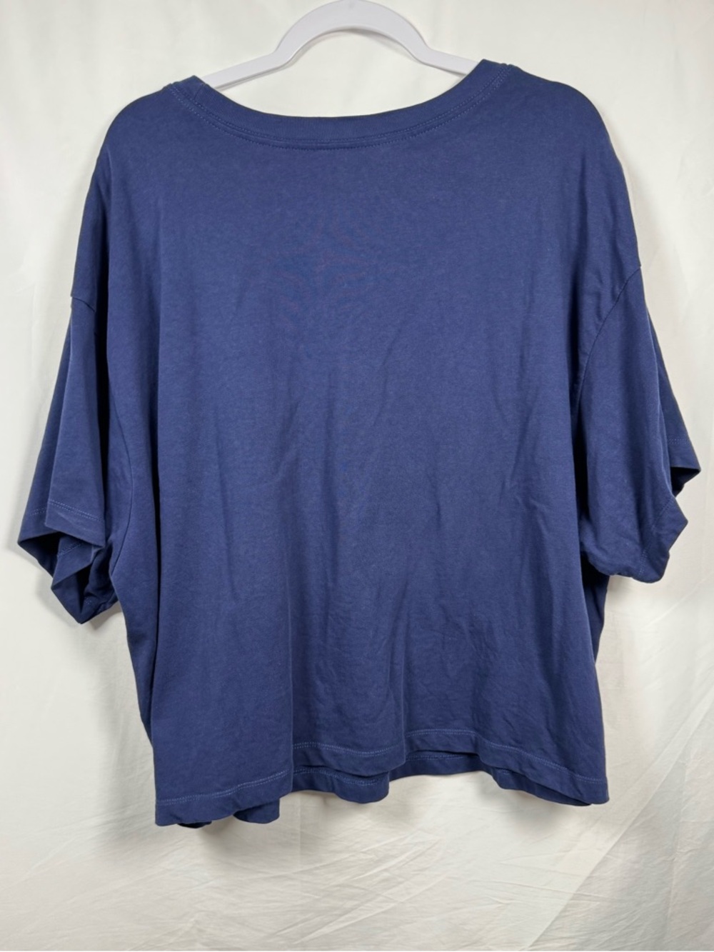 Nike Loose Fit Navy Tee with Pattern Swoosh 2X - Picture 4 of 7